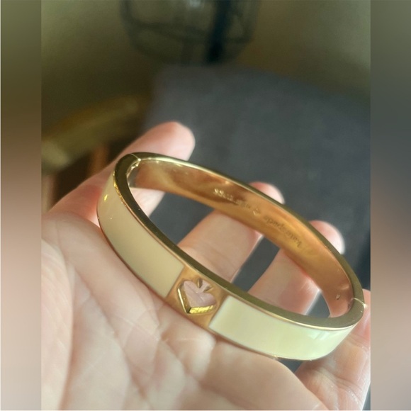 kate spade Jewelry - Kate Spade Heart Accent Bangle Bracelet